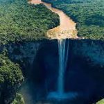 Aumenta este año desplazamiento masivo en Colombia