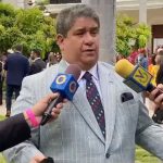 Presidente del IDT visita y recorre instalaciones deportivas de Santa Ana