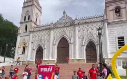 Gobierno Bolivariano rehabilitará espacios de la Iglesia San Pedro Apóstol