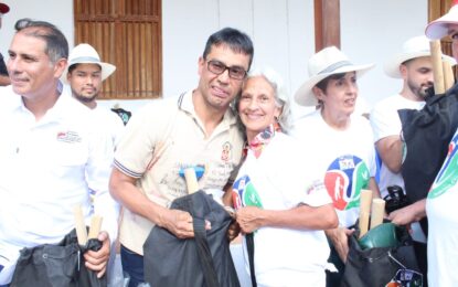 Pequeños productores del Táchira reciben el Trabuco CLAP
