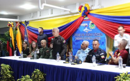 Gobernador Freddy Bernal: En Táchira se enaltece el honor policial con la seguridad ciudadana