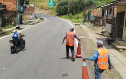 Trabajos de demarcación en el tramo La Ensoñación Local 09