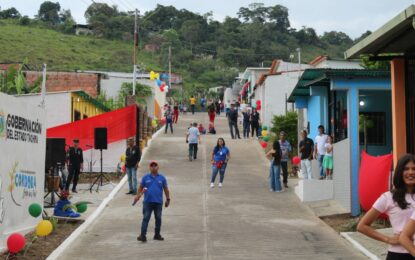 Fortalecen 32 fachadas a corredor de viviendas en municipio Córdoba del Táchira