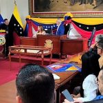 “Estamos obligados a mantener la dignidad de un país soberano”